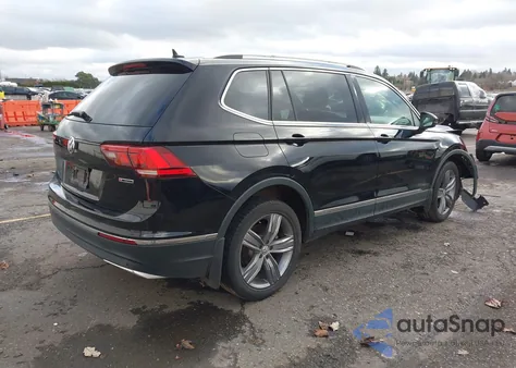 2020 Volkswagen Tiguan 2.0T Se/2.0T Se R-Line Black/2.0T Sel z USA, uszkodzony, nr VIN 3VV2B7AX5LM175922